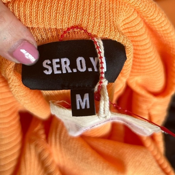 SER.O.YA Tallulah Midi Dress Papaya - Picture 4 of 10